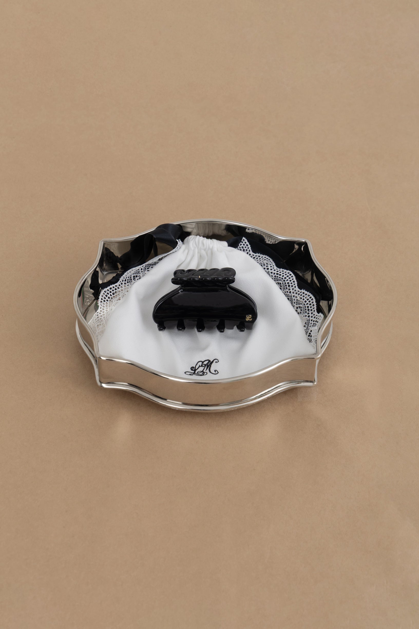 shell -black- – LOEM TOKYO
