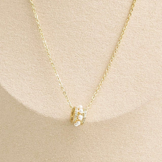 circle pearl necklace