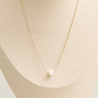 simple pearl necklace