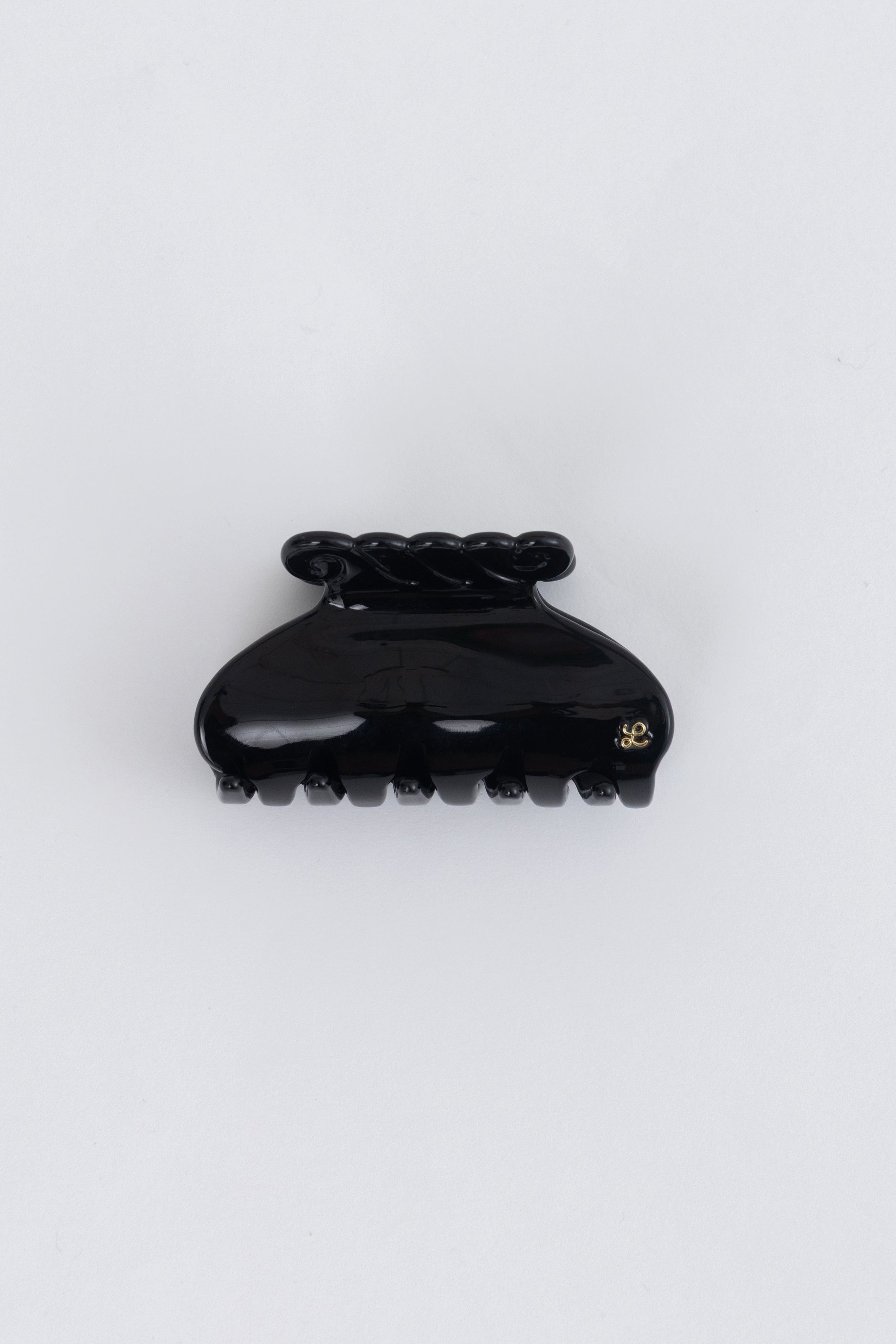 shell -black- – LOEM TOKYO
