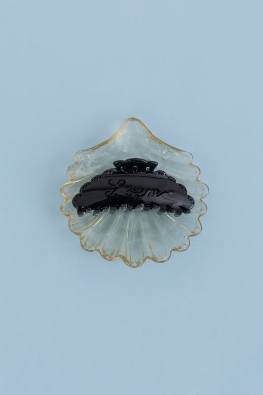 doily -black-