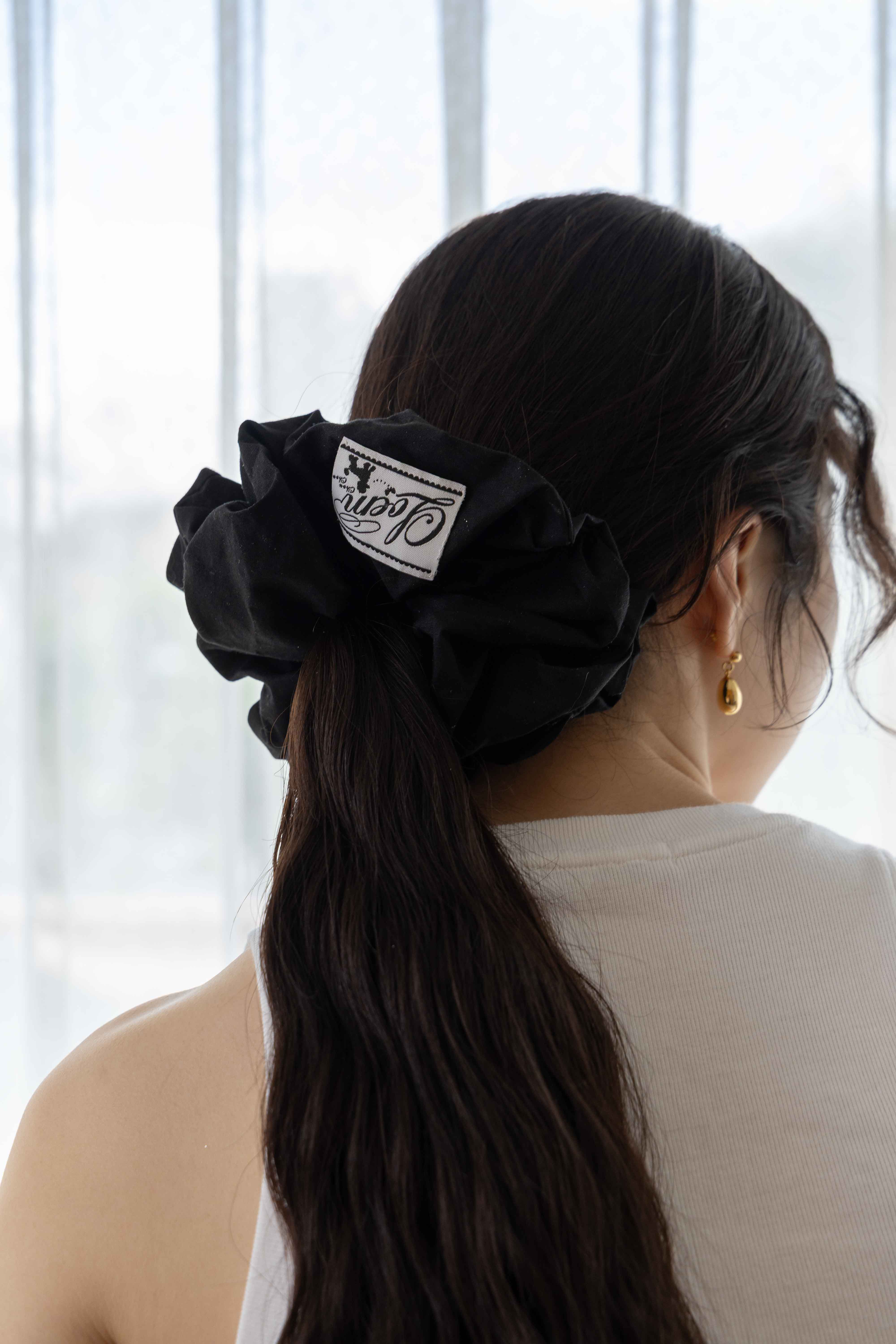 LOEM TOKYO ロエム トウキョウ シュシュ ボルドー　新品未使用 moon -bordeaux- – LOEM TOKYO